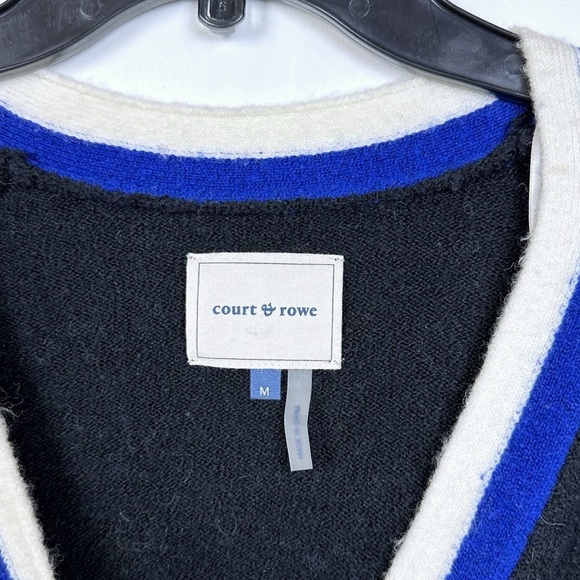 Court & Rowe Wool Blend V-Neck Button Front Cardigan In Black Size M NWOT - Picture 2 of 14